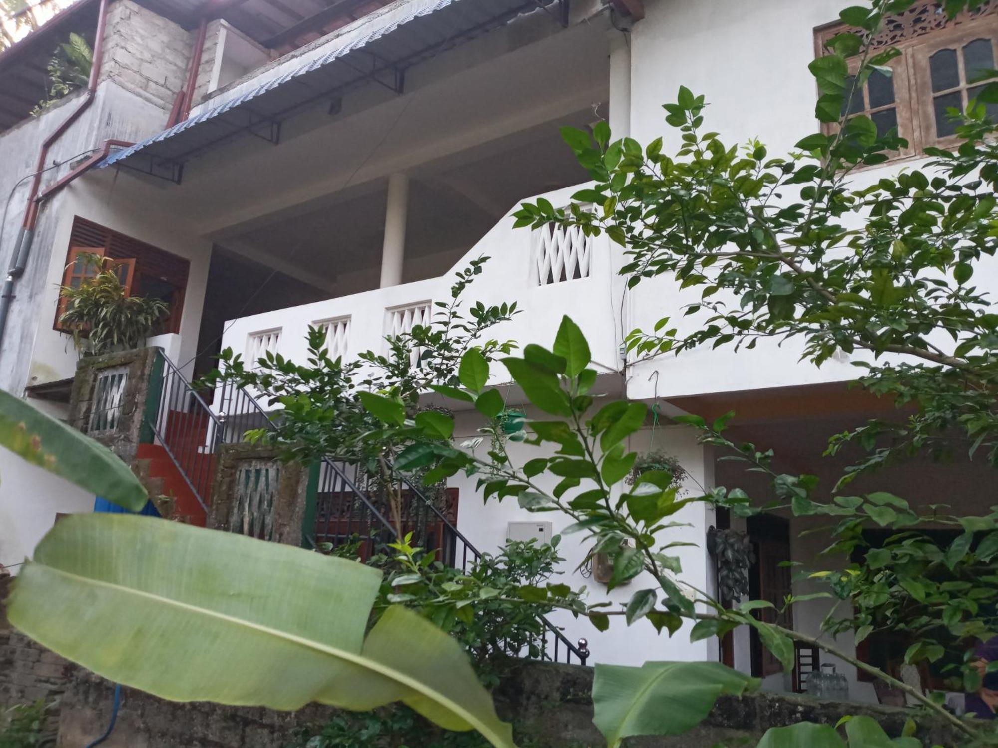 Pravindi Guest Home มิริสซา ภายนอก รูปภาพ