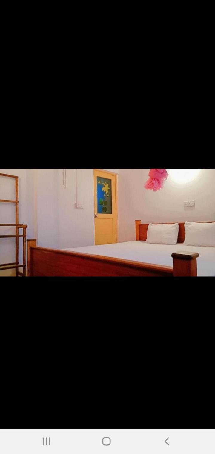 Pravindi Guest Home มิริสซา ห้อง รูปภาพ