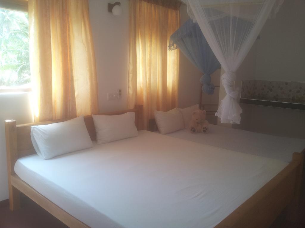 Pravindi Guest Home มิริสซา ภายนอก รูปภาพ